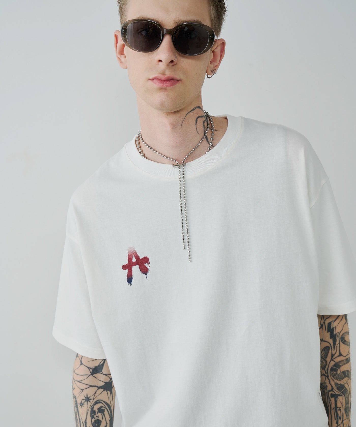 AVANDRESS★韓国★人気★hole-cut crop tee 5色/追跡あり A'GEM/9 × .kom 『NIIER NOR/ニア ノア』 LACE TRIMMING CROP
