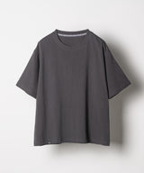 チャコールグレー