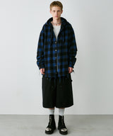 model：H185 B81 W65 H90 着用サイズ：LARGE　(ブラック着用)