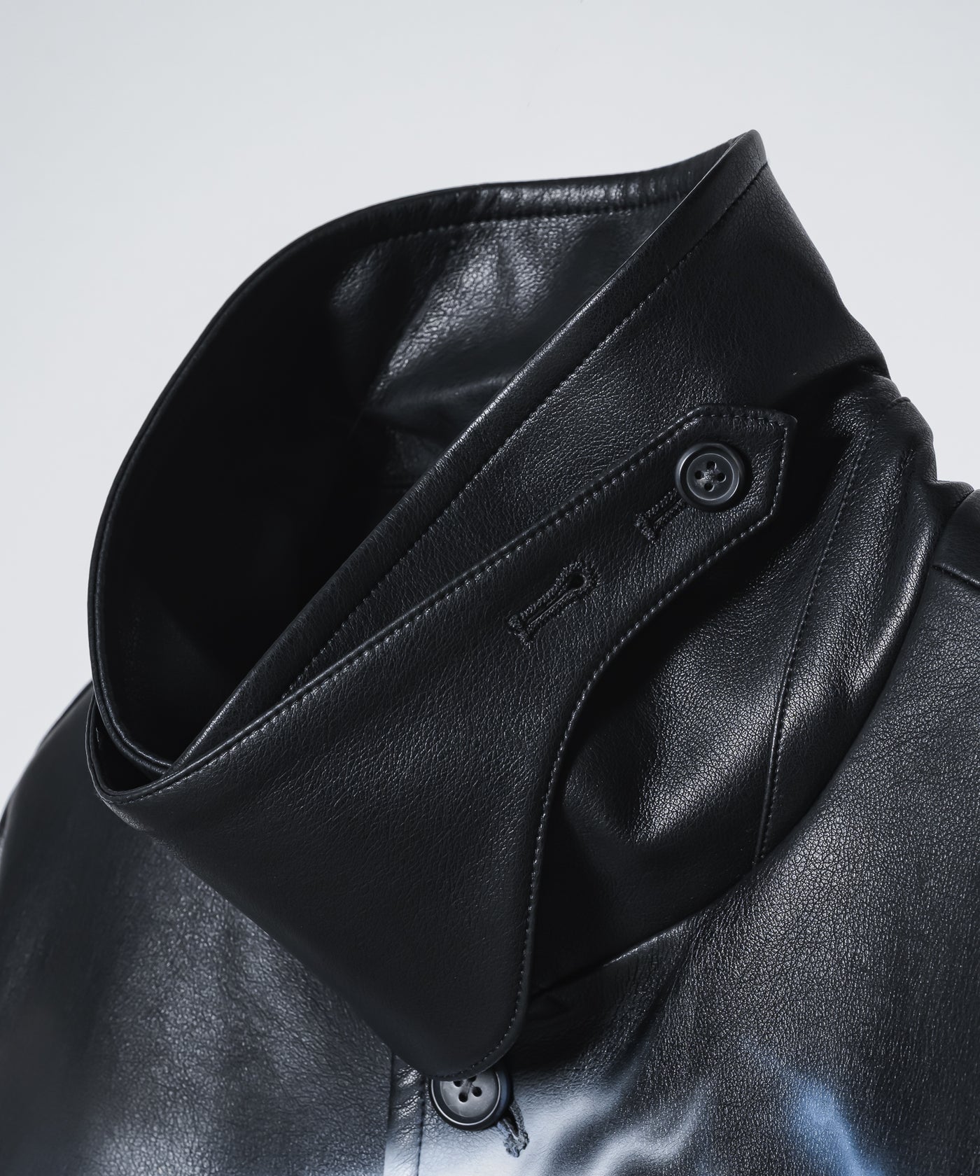 Johann×AIVER フェイクレザーコート