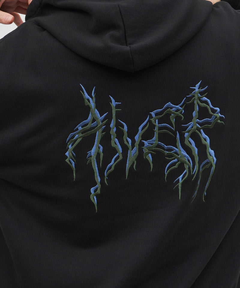 AIVER　棘刺繍パーカー